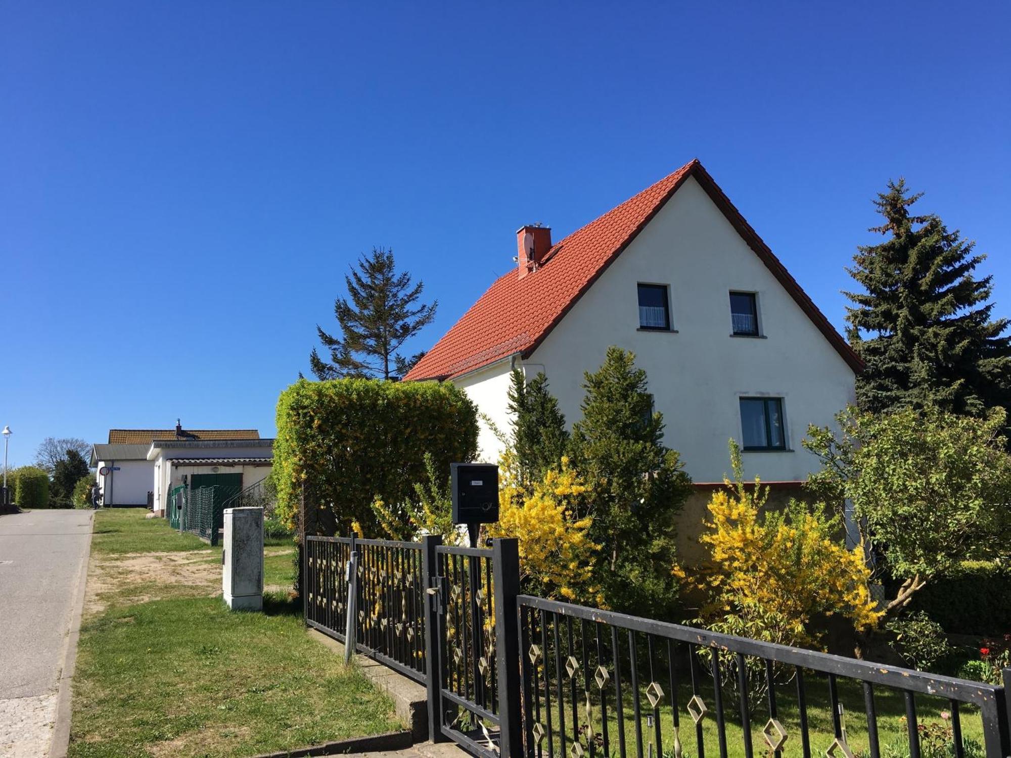 Ferienwohnung Chihuahua Thiessow Exterior photo