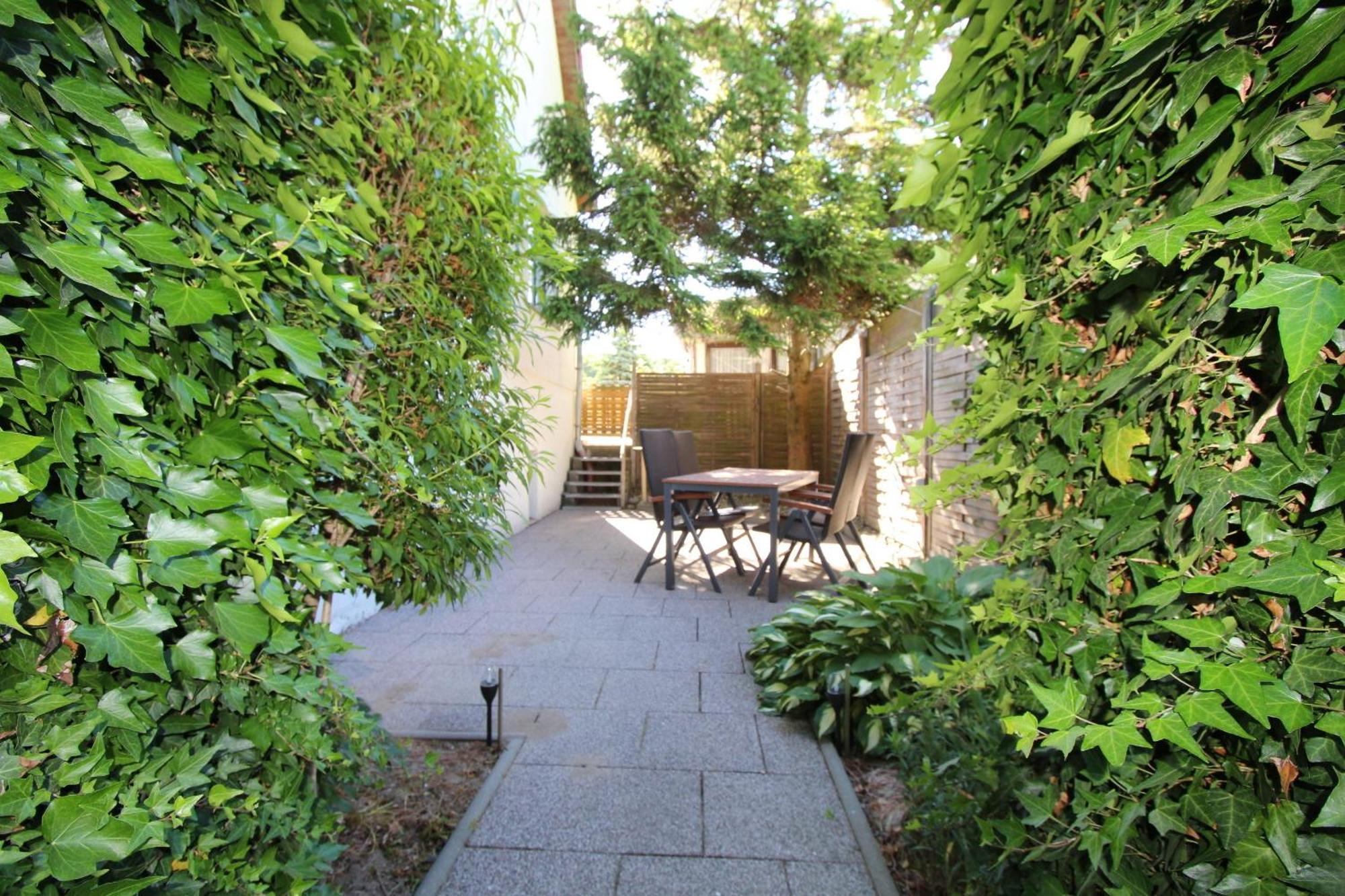 Ferienwohnung Chihuahua Thiessow Exterior photo